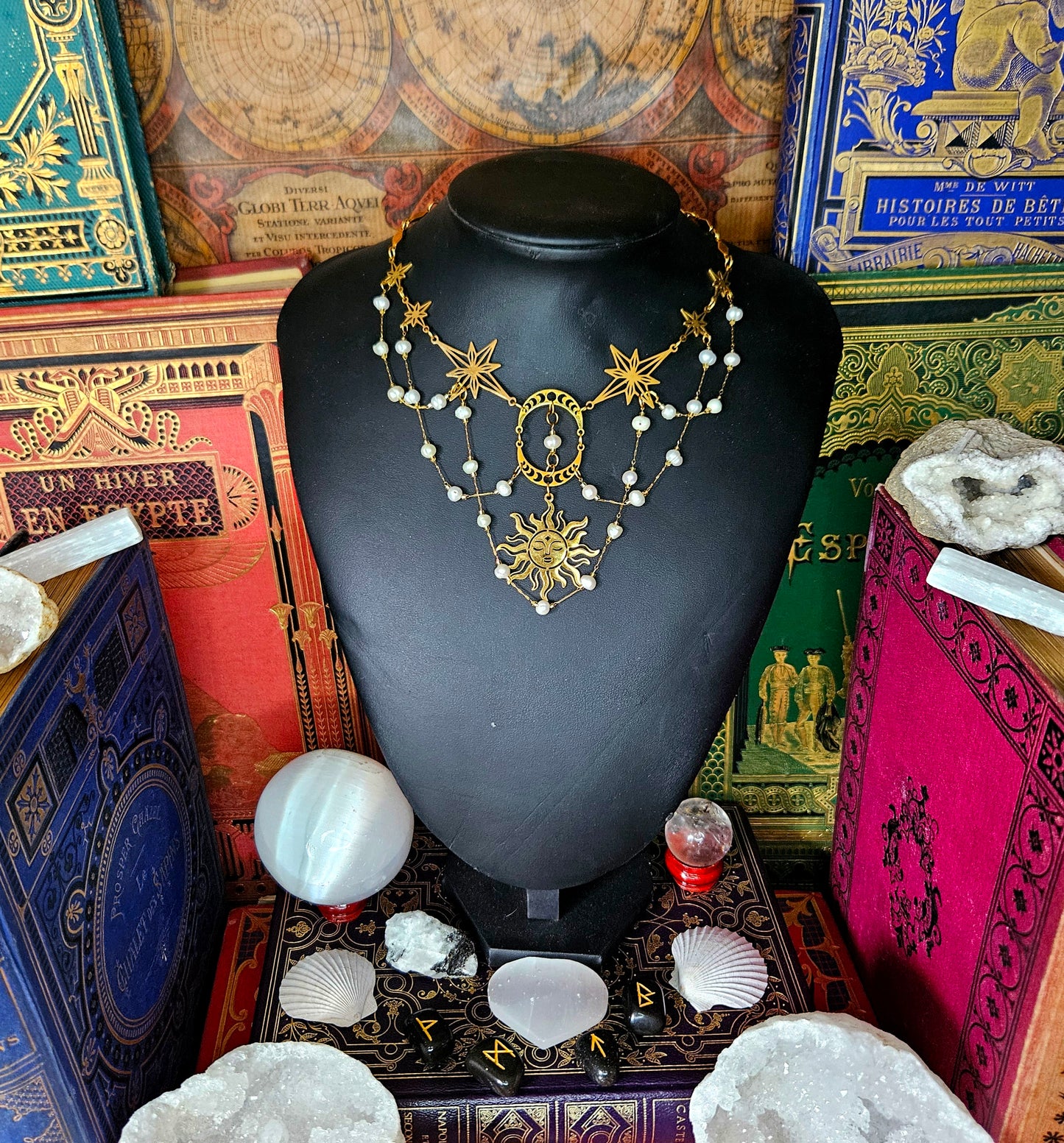 Hélios - Collier ras de cou fantasy - ésotérique, acier inoxydable soleil, étoiles, lune, perles d'eau douce