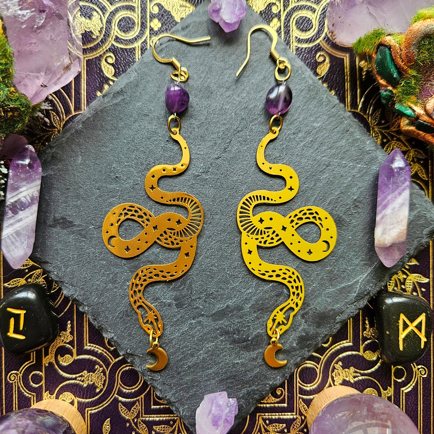 Médusa - Boucles d'oreilles Wicca - sorcellerie, serpents lunes acier inoxydable, pierres d'améthyste - Les Rouages du Temps