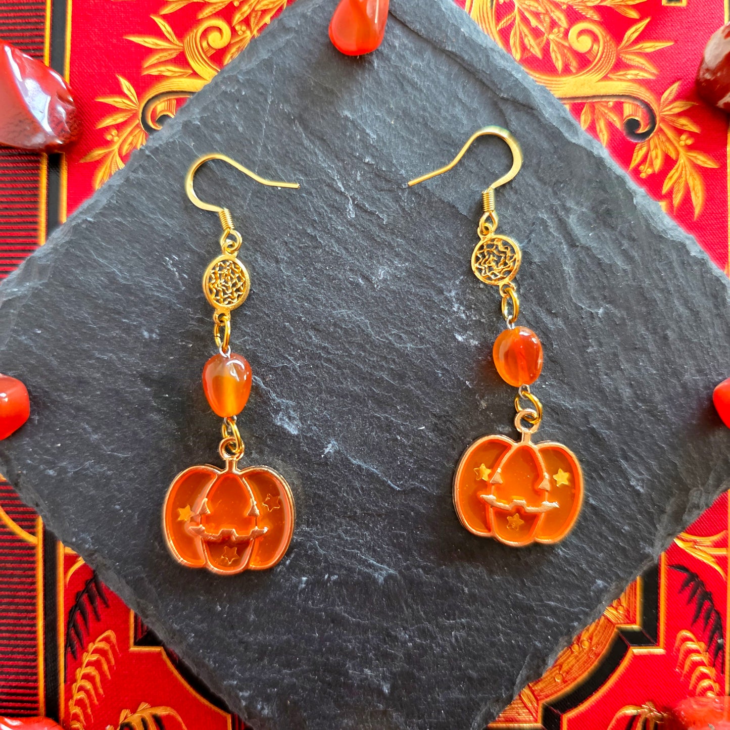 Samhain - Boucles d'oreilles citrouilles Halloween et cornaline - Les Rouages du Temps